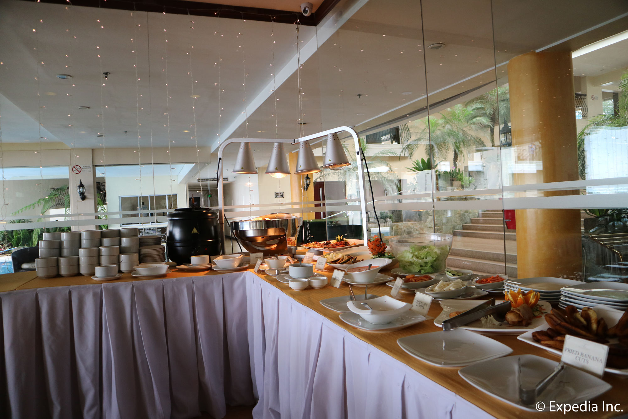 The Lake Hotel Tagaytay Tagaytay City Exteriör bild