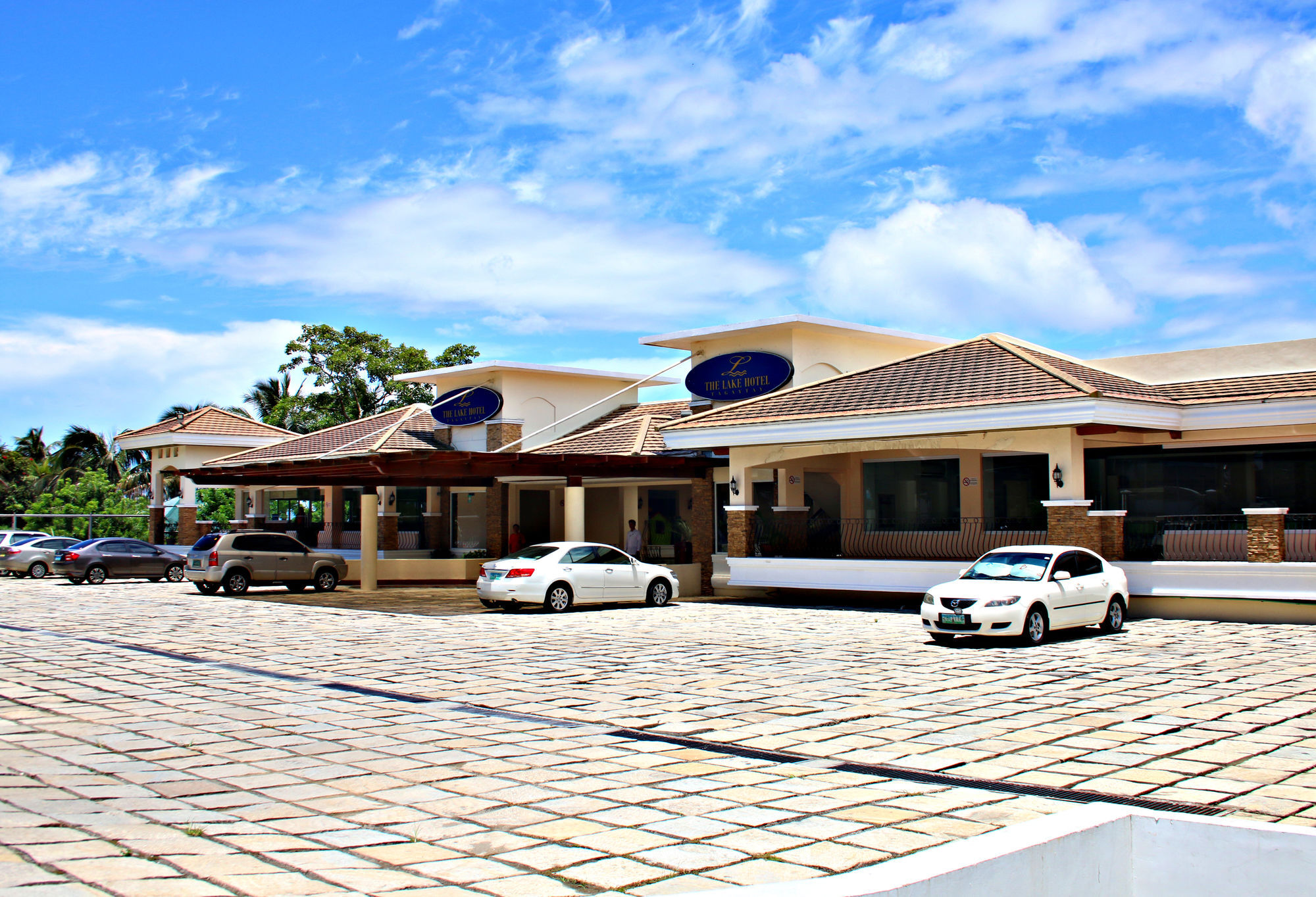 The Lake Hotel Tagaytay Tagaytay City Exteriör bild